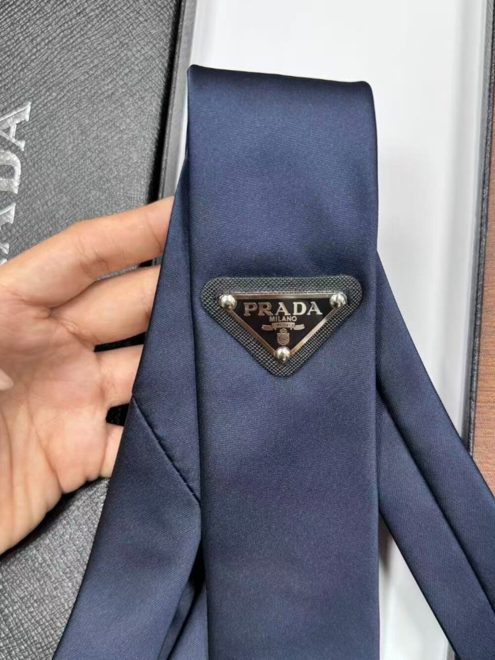 Authentic Prada Blue Tie（Unisex）👔 Fashion accessories - Picture 3 of 8